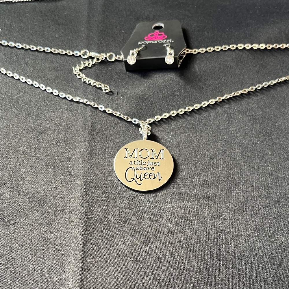 Paparazzi Silver 'Mom' Queen Pendant Necklace